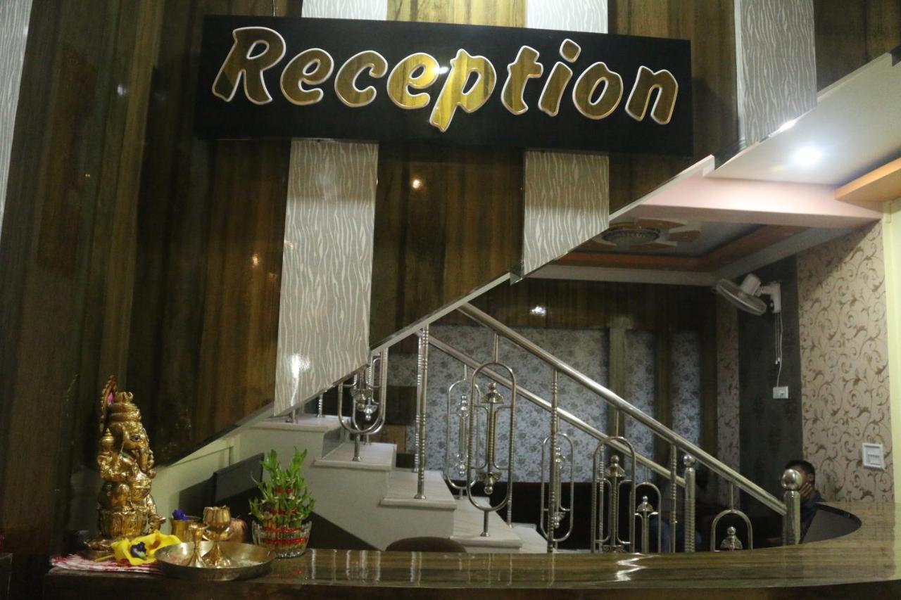 Hotel Himalaya Agartala Buitenkant foto