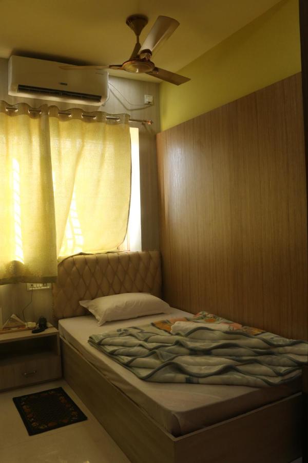 Hotel Himalaya Agartala Buitenkant foto
